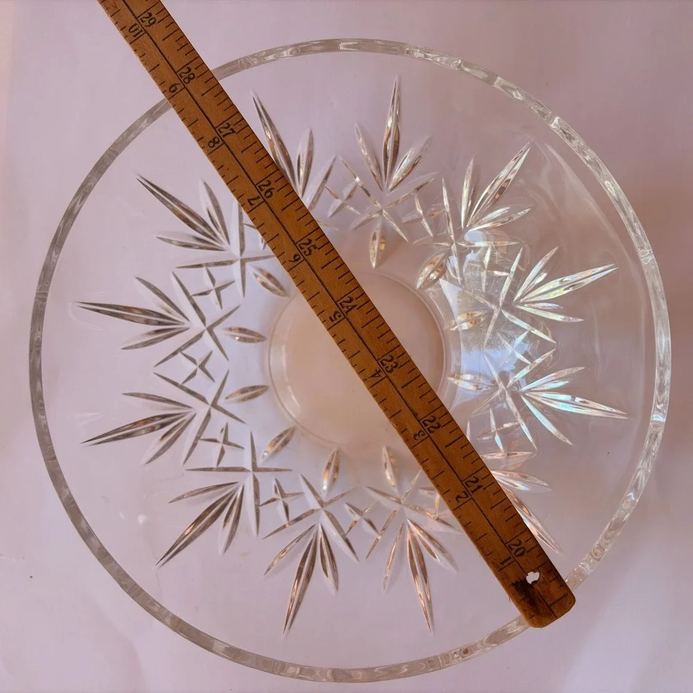 Vintage Lead‎ Crystal Pineapple Pattern Bowl Scalloped Edge Cut Glass Fruit Dish